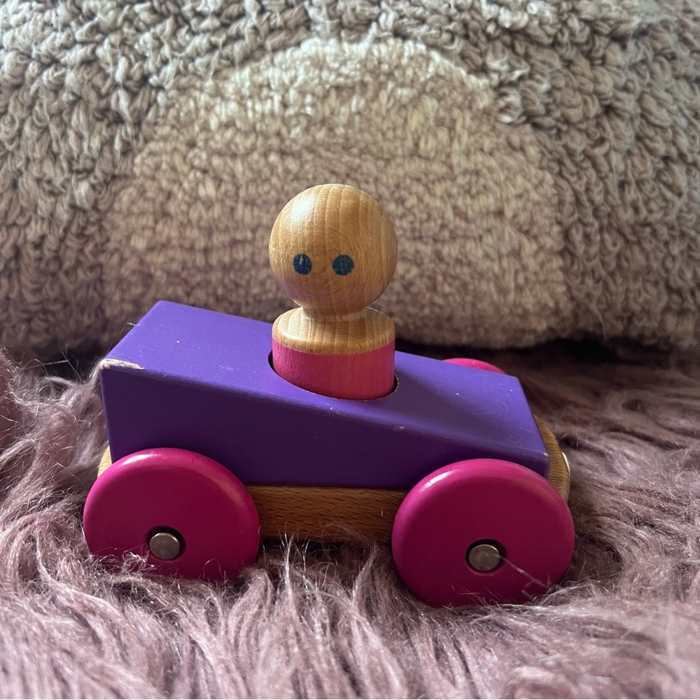 sweet little Tegu 3-piece racer